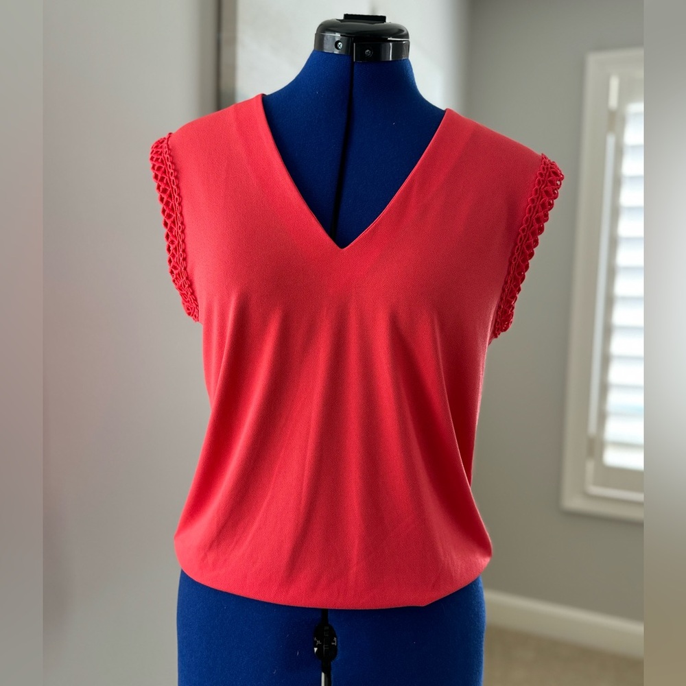 Express Elastic Gathered Hem. Coral. Size XS, fits like a small.